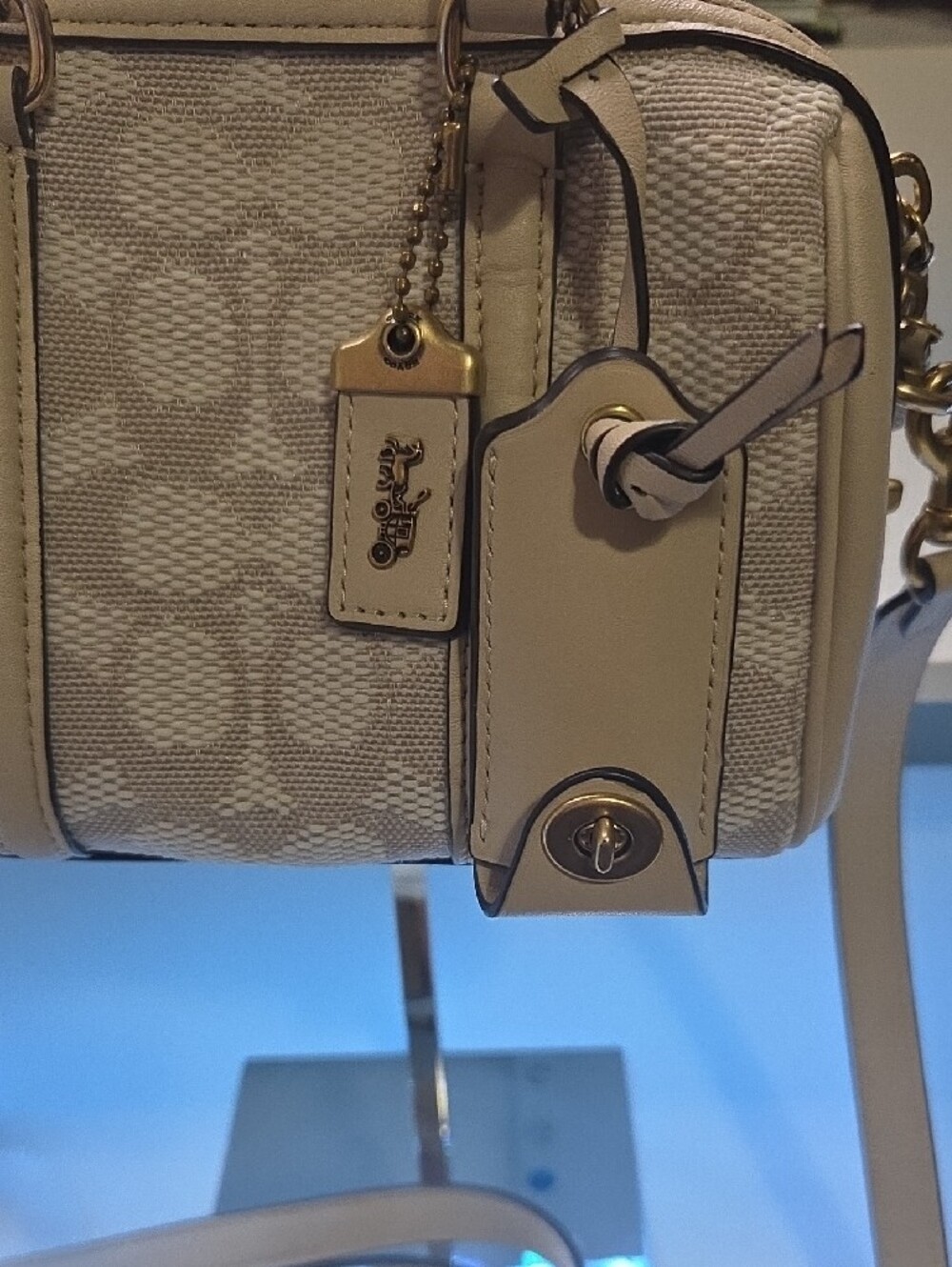 Coach Ruby 18 Cream Signature Mini Satchel with Gold Hardware - Picture 2 of 9